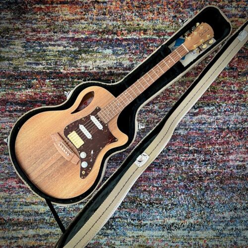 Cole Clark True Hybrid Thinline Acoustic-Electric Guitar, All AA Australian Blackwood, Cutaway, Balanced HSS, Natural