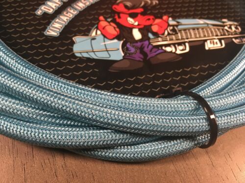 Pig Hog Vintage Instrument Cable - 10 FT Right Angle "Daphne Blue" (PCH10DBR)