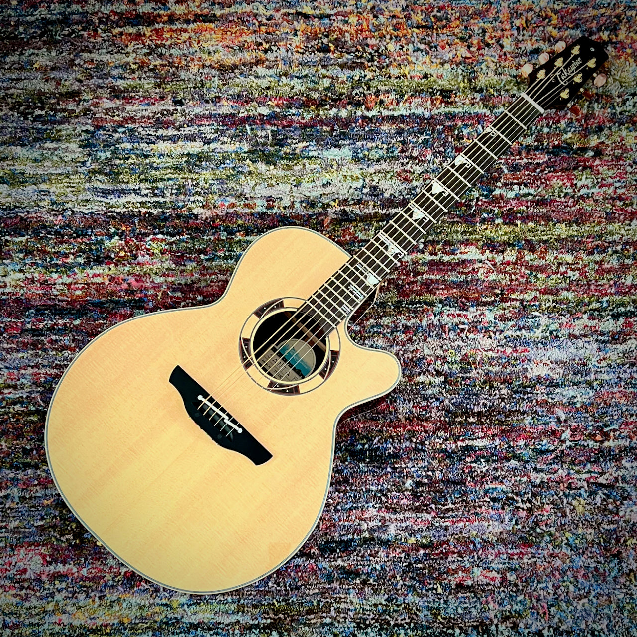 Takamine TSF48C Santa Fe NEX Cutaway Acoustic/Electric Guitar w/ Case