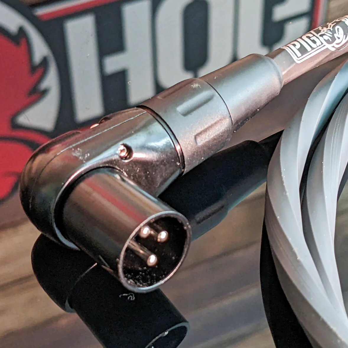 Pig Hog PHMH6GRR Hex Series 6-foot, Straight to Right Angle (M) XLR Cable, Grey, Extruded Spiral PVC Sleeve