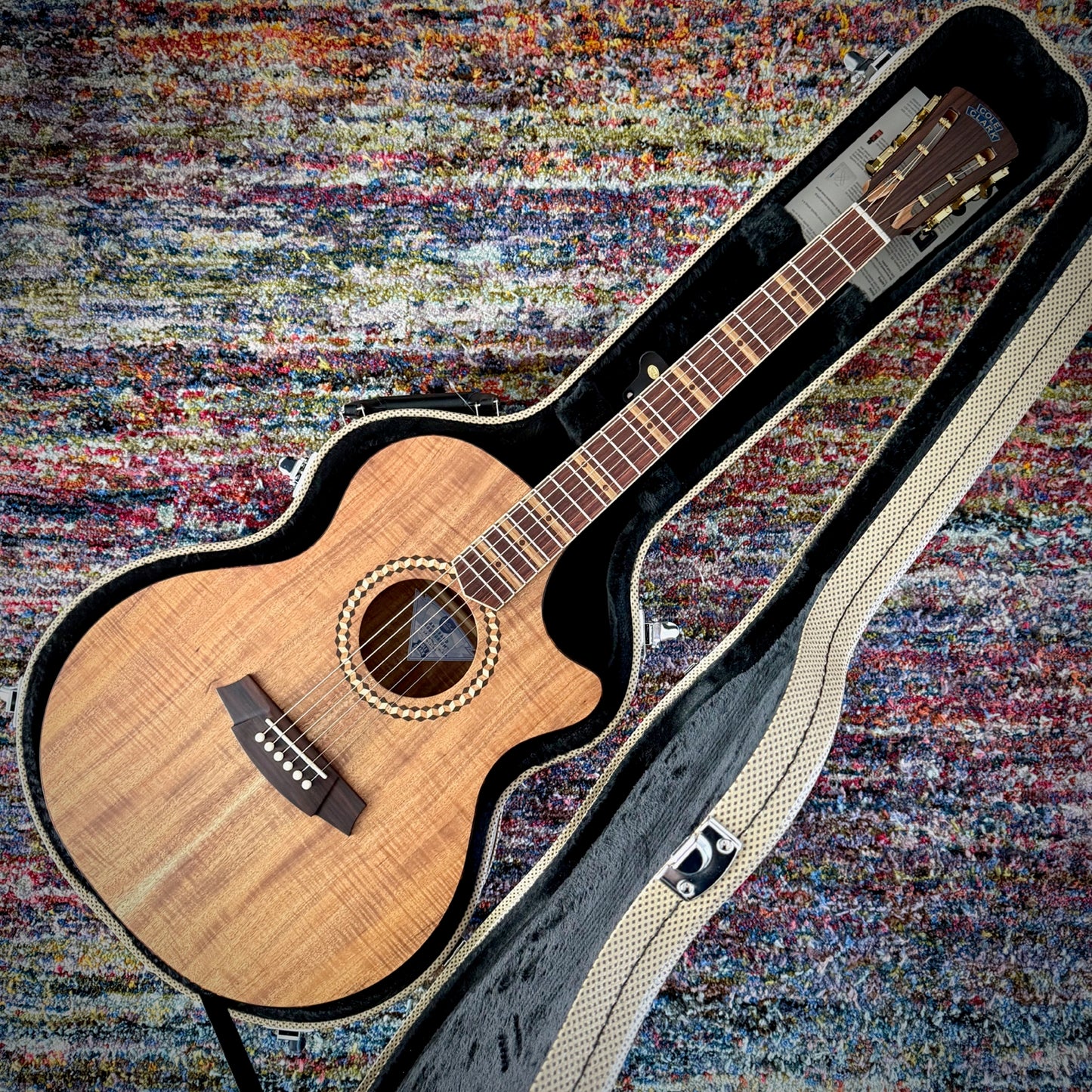 Cole Clark Studio Recording Grand Auditorium, Mastergrade Blackwood Face Back & Sides, Rosewood Fretboard & Bridge (CCSRANMGEC-BLBLR)