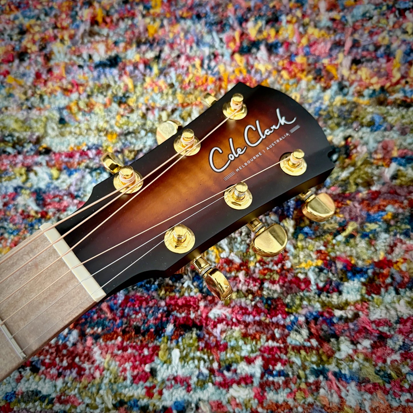 Cole Clark AN Grand Auditorium, Australian Blackwood Face back & sides, cutaway, Sunburst, white binding (CCAN2EC-BLBL-SUN)