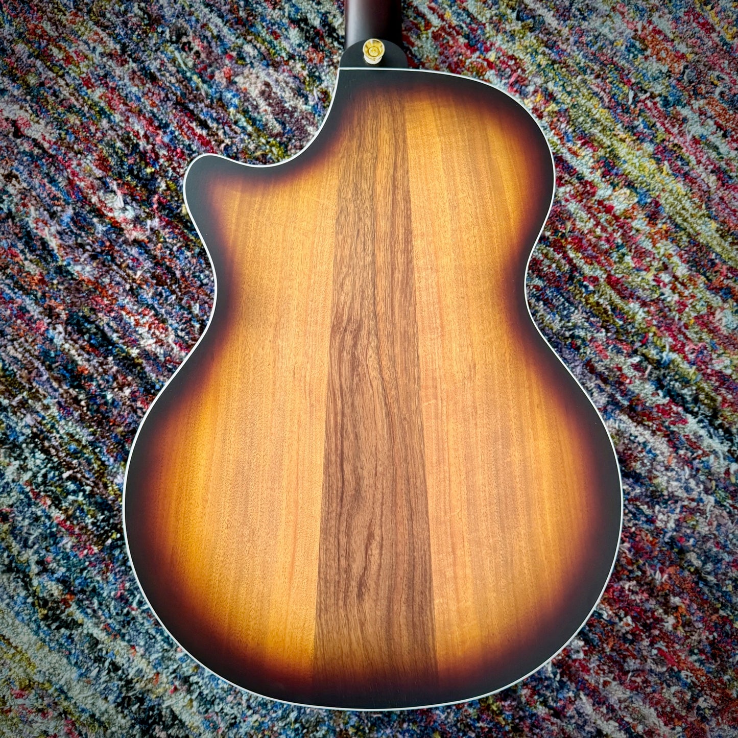 Cole Clark AN Grand Auditorium, Australian Blackwood Face back & sides, cutaway, Sunburst, white binding (CCAN2EC-BLBL-SUN)