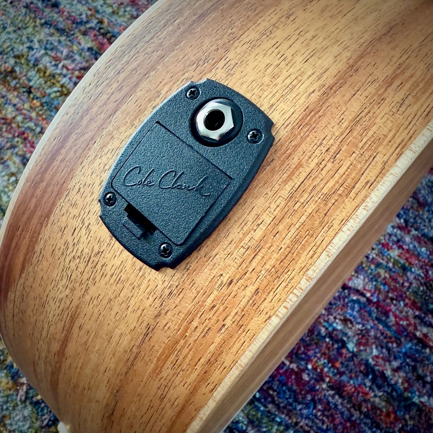Cole Clark AN2E Grand Auditorium Redwood Face, Blackwood Back & Sides (CCAN2E-RDBL)