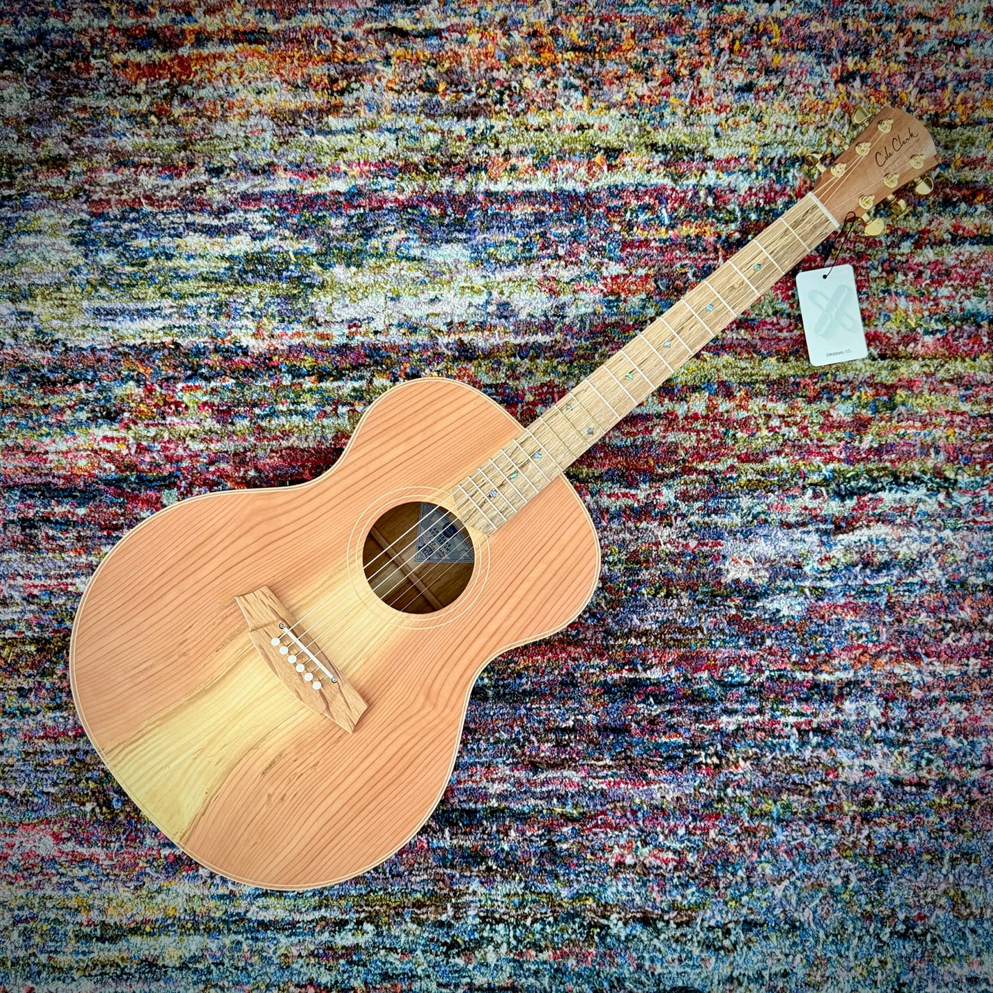 Cole Clark AN2E Grand Auditorium Redwood Face, Blackwood Back & Sides (CCAN2E-RDBL)