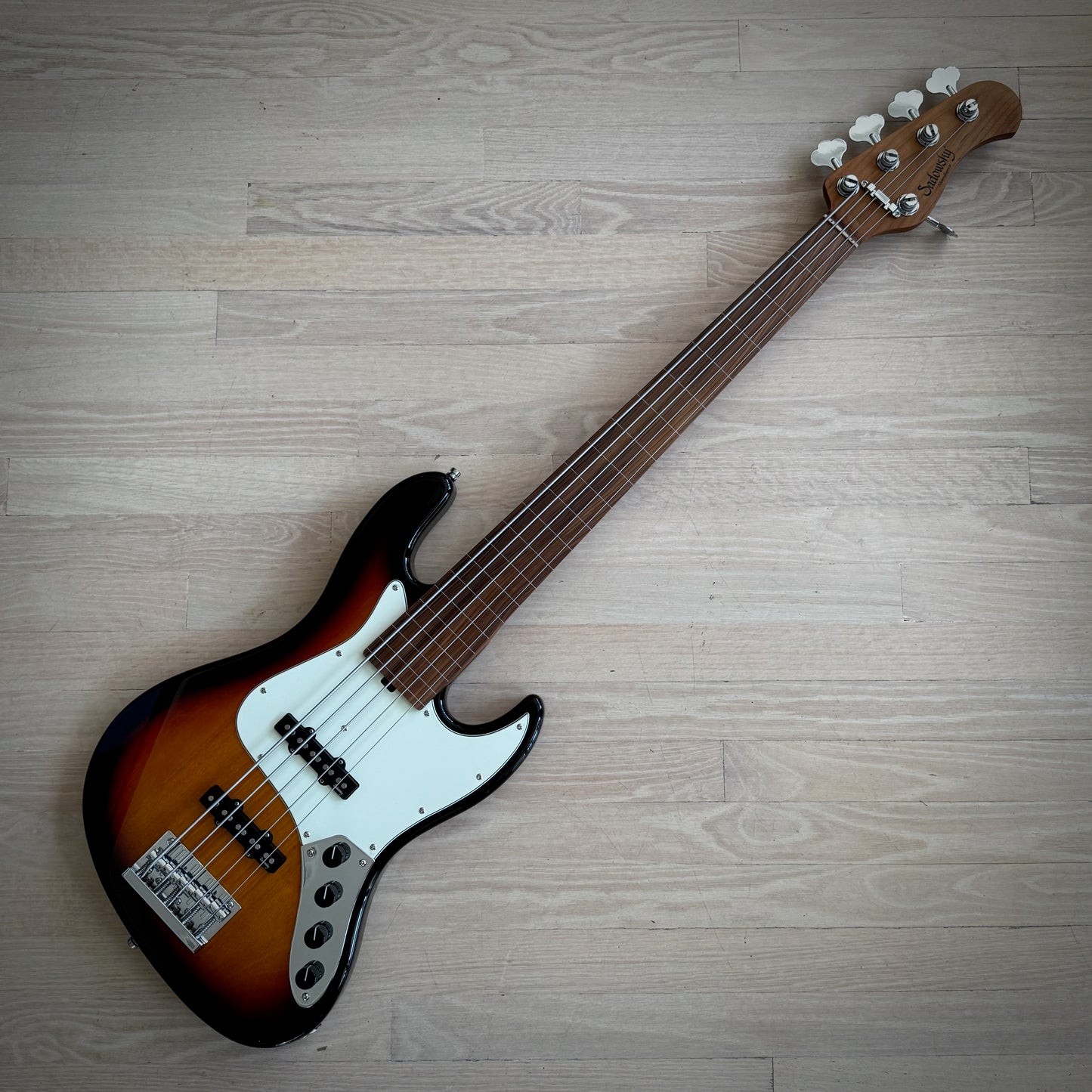 Sadowsky MetroExpress 21-Fret Vintage J/J Bass, Morado Fingerboard, Fretless With Lines, 5-String - Tobacco Sunburst Transparent High Polish (SMX21VJ5 69R OKU F2)