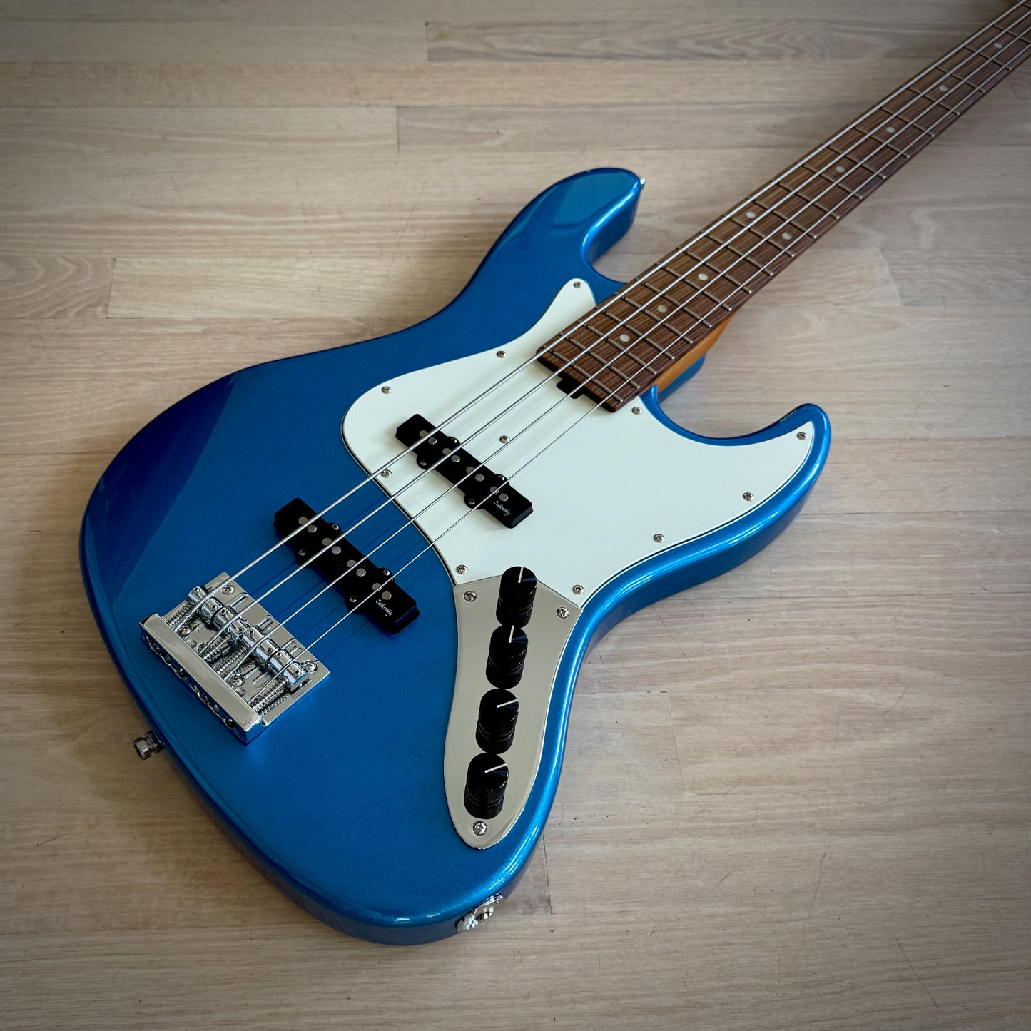 Sadowsky MetroExpress 21-Fret Vintage J/J Bass, Morado Fingerboard, 4-String - Solid Ocean Blue Metallic High Polish (SMX21VJ4 J2R OKU FR)