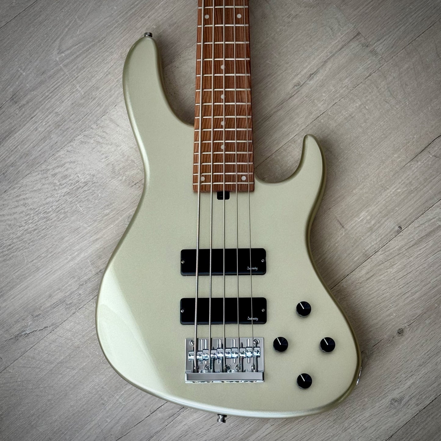 Sadowsky MetroExpress 24-Fret Modern Bass, Morado Fingerboard, 5-String - Solid Champagne Metallic High Polish (2025), SMX24MS5 J7R OKU FR
