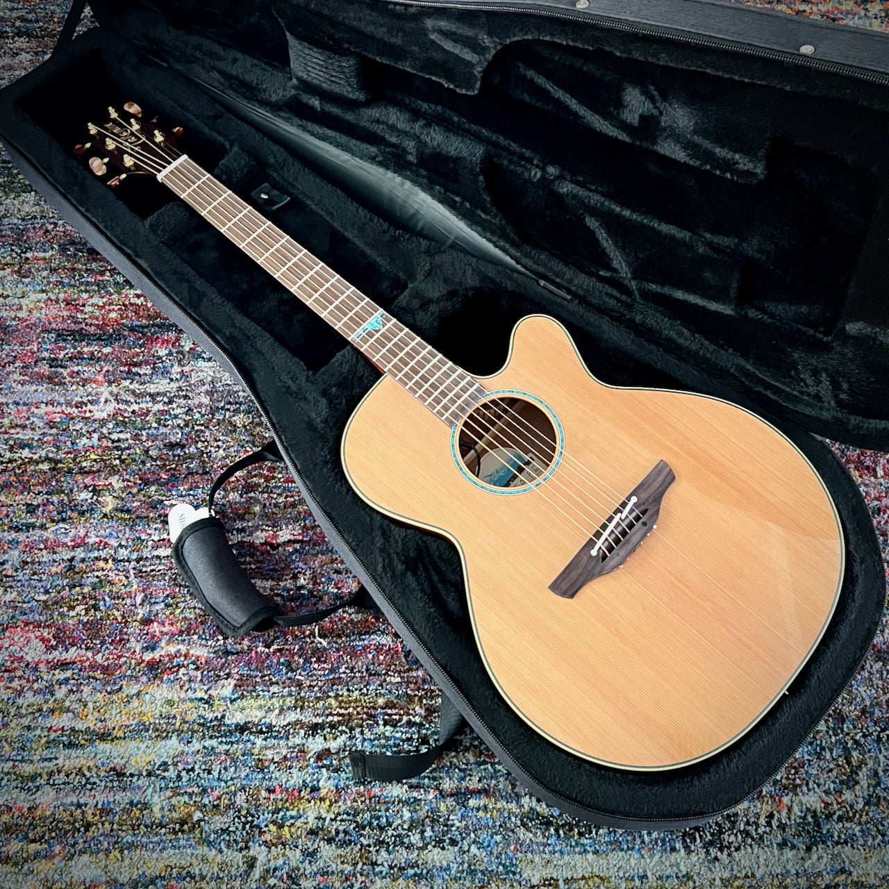 Takamine TSF40C Santa Fe Acoustic with Semi-Hard Case, Turquoise Inlay, Cool Tube Electronics (Made in Japan)