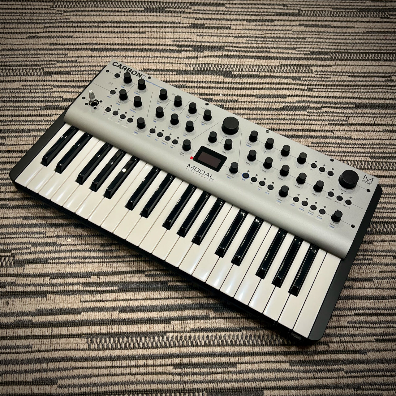 Modal Electronics Carbon8 8-voice Experimental Digital Synthesizer