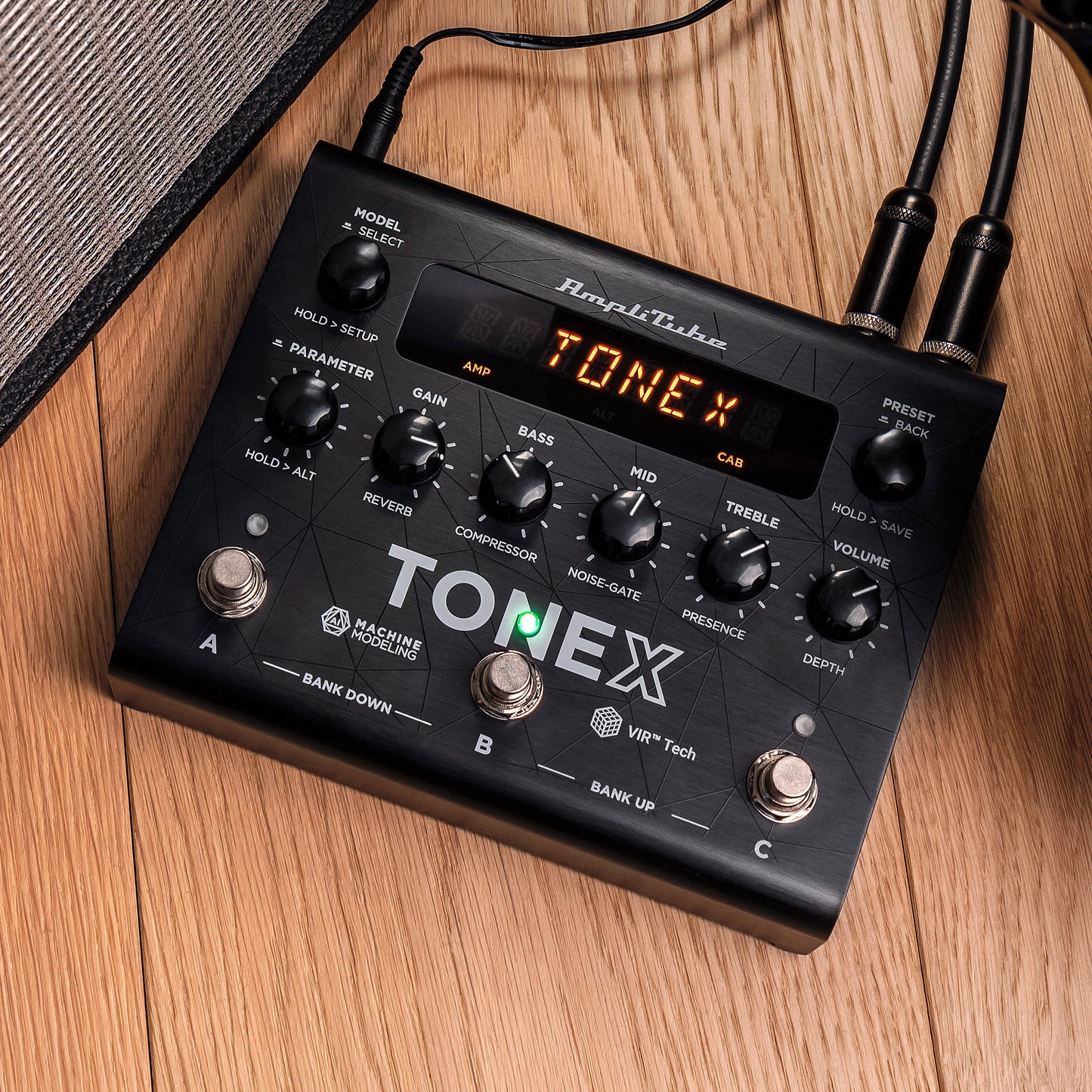IK Multimedia AmpliTube TONEX Pedal - AI Tone-Modeled Amps, Cabs and Pedals, Demo [USED-MINT]