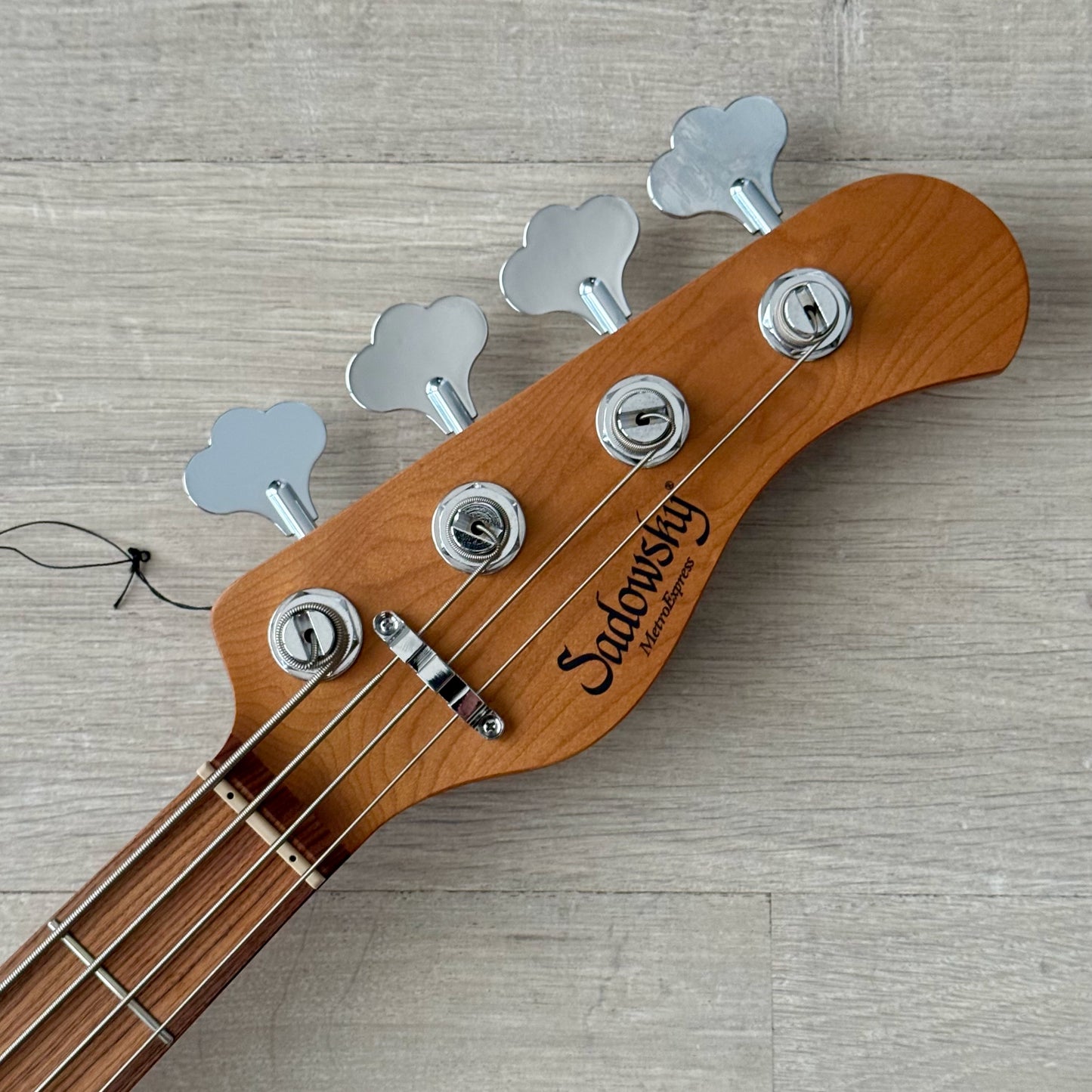 Sadowsky MetroExpress 24-Fret Modern Bass, Morado Fingerboard, 4-String - Solid Ocean Blue Metallic High Polish (2025), SMX24MS4 J2R OKU FR