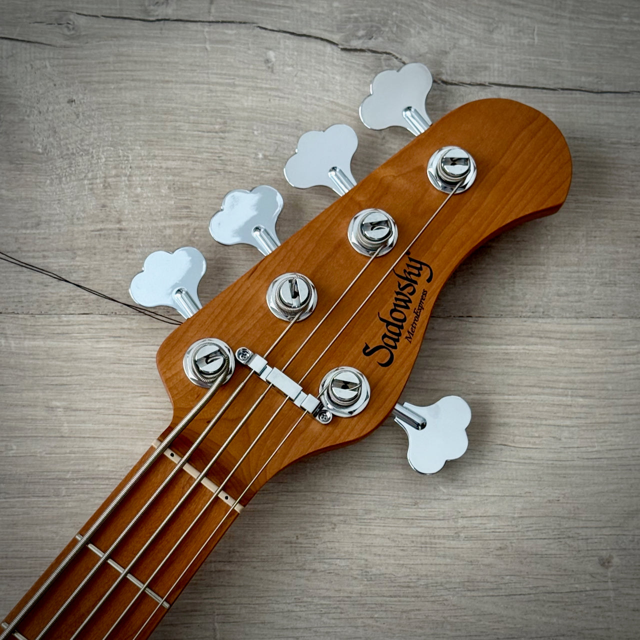 Sadowsky MetroExpress 24-Fret Modern Bass, Roasted Maple Fingerboard, 5-String - Solid Candy Apple Orange Metallic High Polish (2025), SMX24MS5 J1M OKU FR