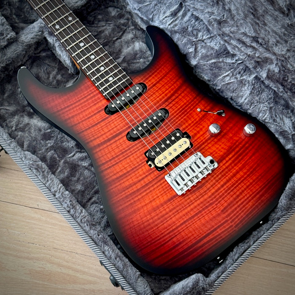 Schecter USA Sunset Custom-II HSS, Tiger Eye Satin with Tweed Hardshell Case