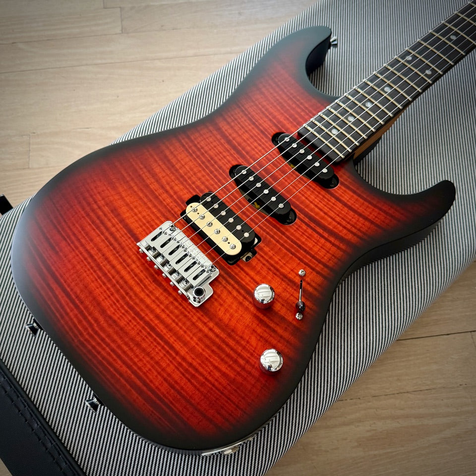 Schecter USA Sunset Custom-II HSS, Tiger Eye Satin with Tweed Hardshell Case