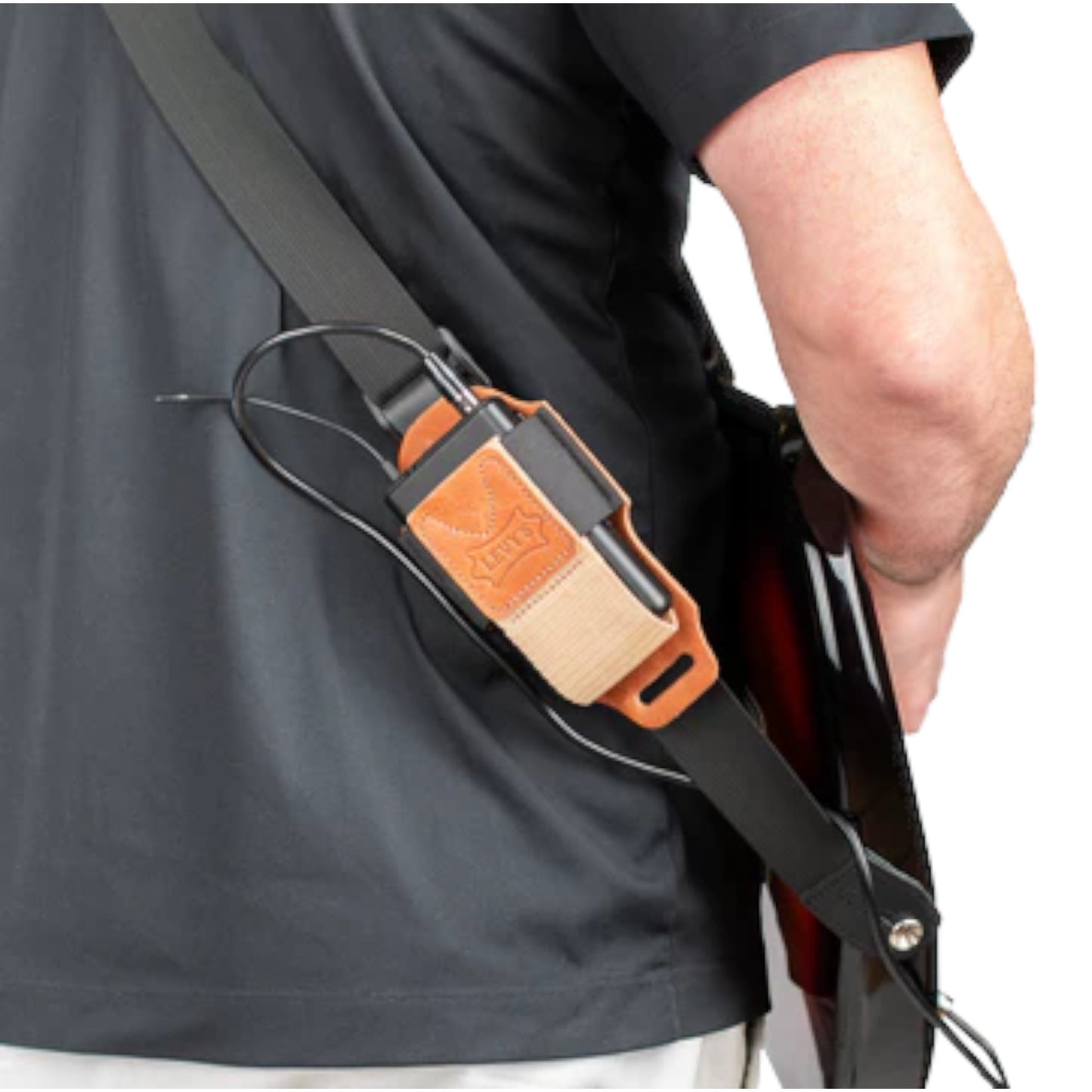 Levy's MM14-TAN Wireless Transmitter Bodypack Holder, Tan Leather