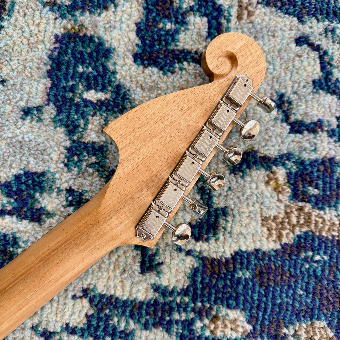 Cole Clark C3-HS-M-NAT Culprit 3 Electric Guitar with Humbucker and Single-Coil Pickup, Pearl Scratchplate, Blackwood Body, Natural Finish, SN107 [NAMM Showcase]