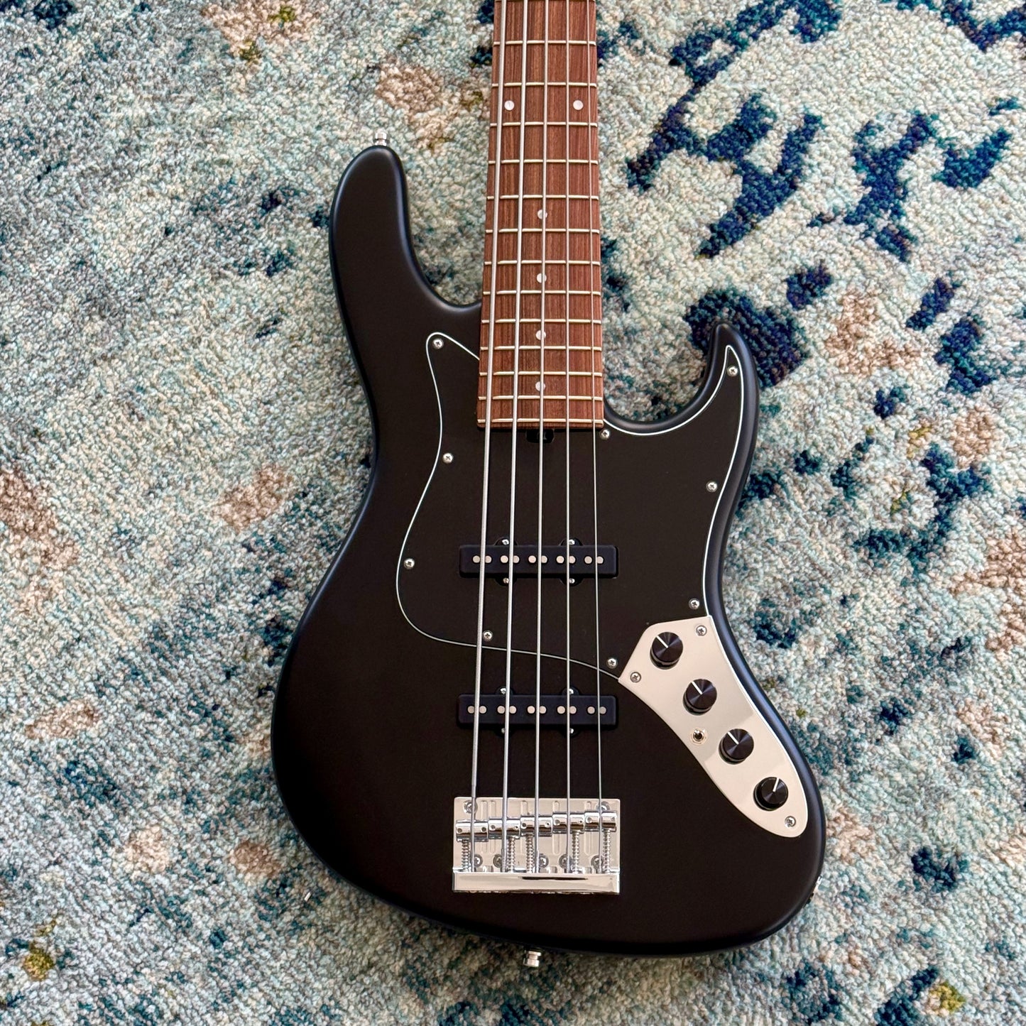 Sadowsky MetroLine Will Lee 5-String Jazz Bass SML22WL5 – 22-Fret – Solid Black Satin – Selectable Mid-Boost Preamp