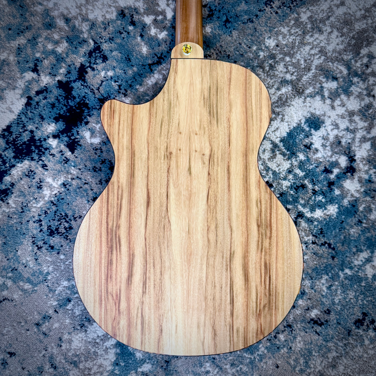 Cole Clark RDLXANEC-CLCLR Recording Deluxe Grand Auditorium Acoustic-Electric Guitar with Cutaway, AA Camphor Laurel Face, Back & Sides, Rosewood Fretboard & Bridge  SN350