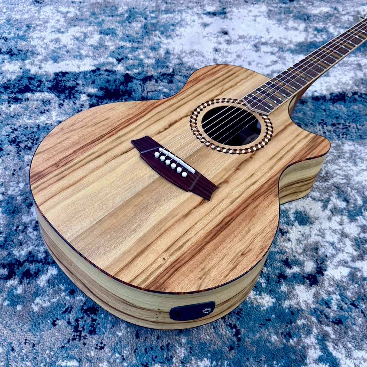 Cole Clark RDLXANEC-CLCLR Recording Deluxe Grand Auditorium Acoustic-Electric Guitar with Cutaway, AA Camphor Laurel Face, Back & Sides, Rosewood Fretboard & Bridge  SN350
