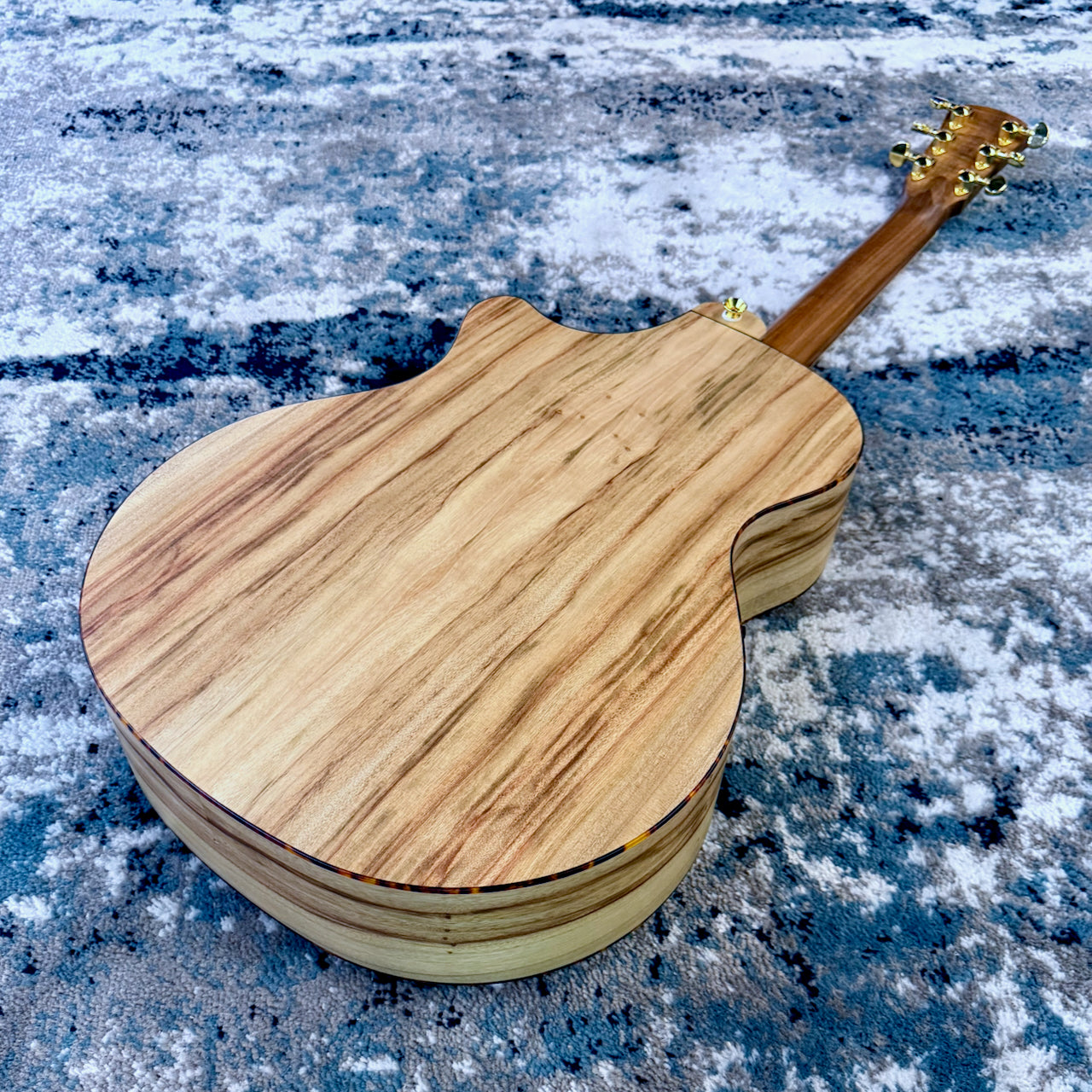 Cole Clark RDLXANEC-CLCLR Recording Deluxe Grand Auditorium Acoustic-Electric Guitar with Cutaway, AA Camphor Laurel Face, Back & Sides, Rosewood Fretboard & Bridge  SN350