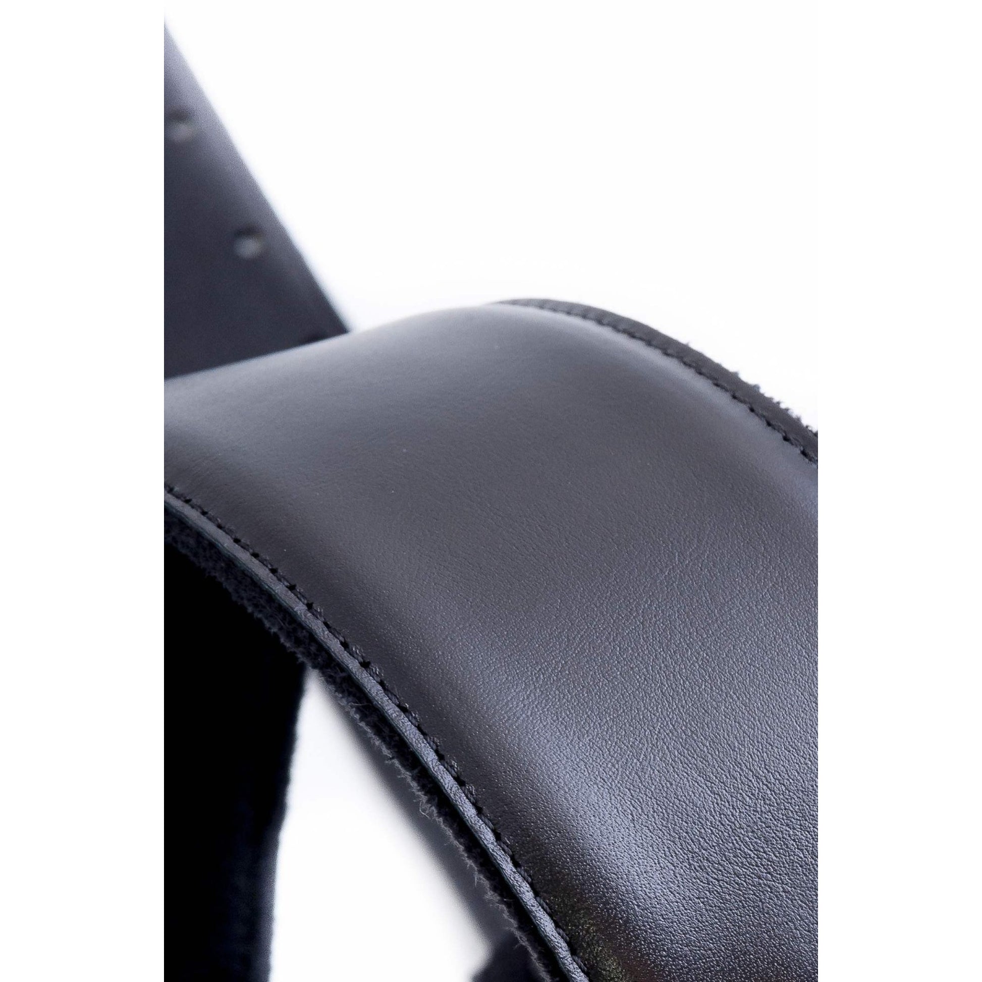 RightOn! Straps Leathercraft VINTAGE Black Padded Leather Guitar and Bass Strap with Pick Pocket