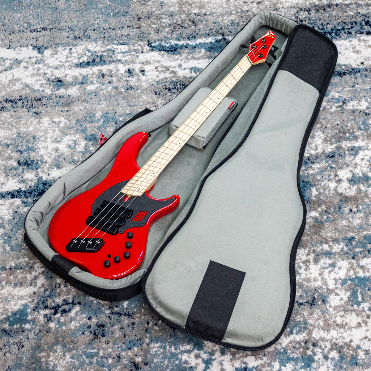 Dingwall NG3 Nolly Getgood 4-String Bass, Limited Edition Gloss Ferrari Red [B-Stock]