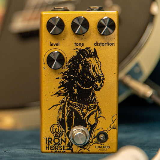 Walrus Audio Iron Horse LM308 Distortion V3