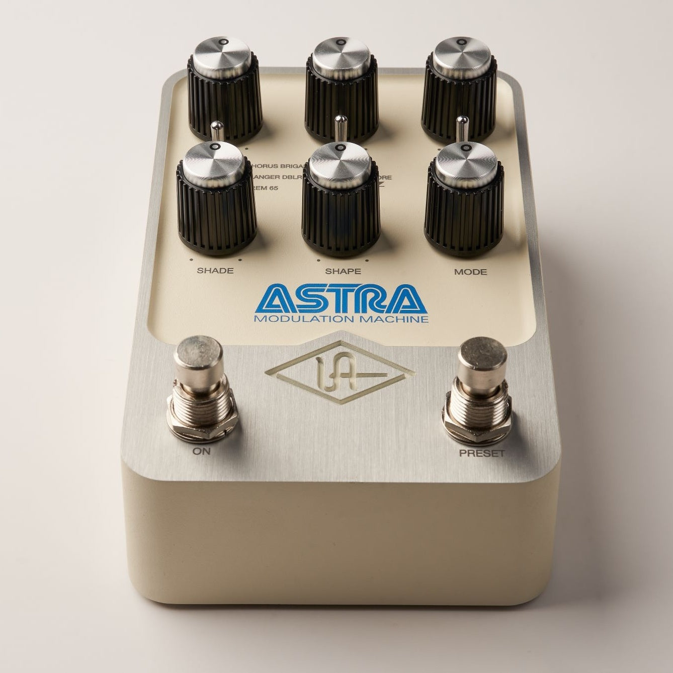 Universal Audio UAFX ASTRA Modulation Machine Pedal