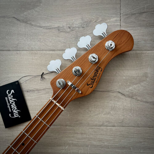 Sadowsky MetroExpress 21-Fret Vintage JJ 4-String Bass, Olympic White High Polish, Roasted Maple Neck (2023 Updated Model)