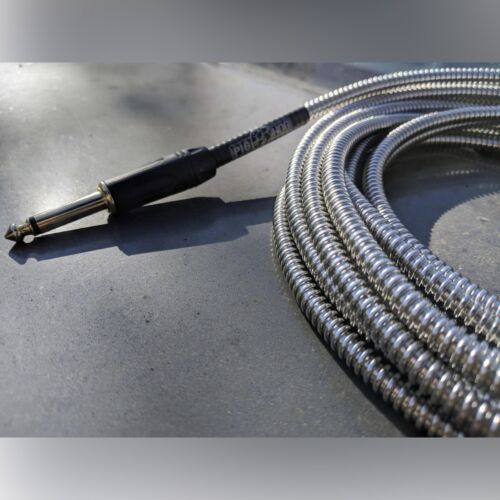 Pig Hog "Armor Clad" Instrument Cable, 20 Feet, 1/4"-1/4" Right Angle, Industrial Look (PHAC-20R)